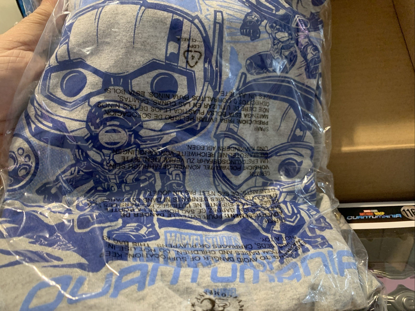 Funko POP! Marvel Collector Corps Ant-Man & The Wasp 5 Pcs Mystery Box Shirt XL7