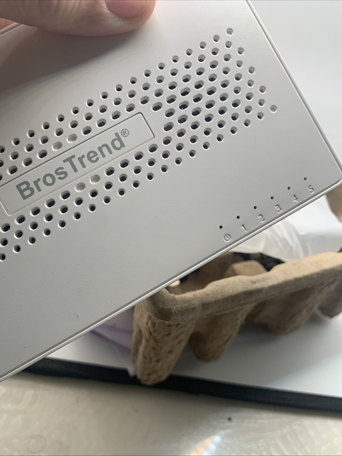 BrosTrend 5-Port 2.5G Muti-Gigabit Ethernet Switch Model No: S2 Plug&Play Silent11