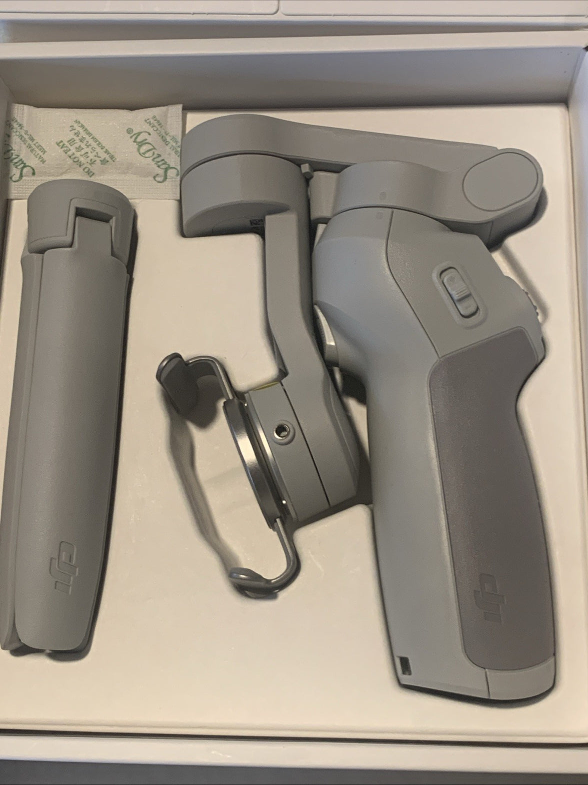 DJI Osmo Mobile SE Smartphone Gimbal Stabilizer4