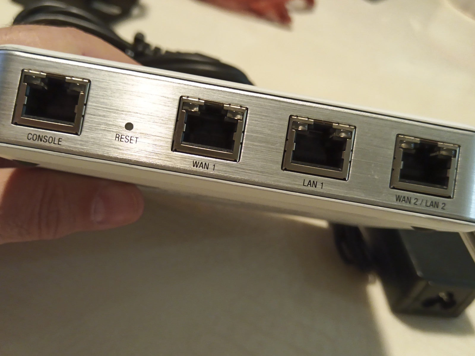 Ubiquiti UniFi Security Gateway USG No Box3