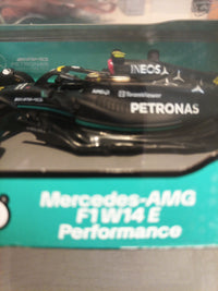 New Bburago 2023 Mercedes AMG F1 W14 E Performance George Russell #44 1:43 Scale5