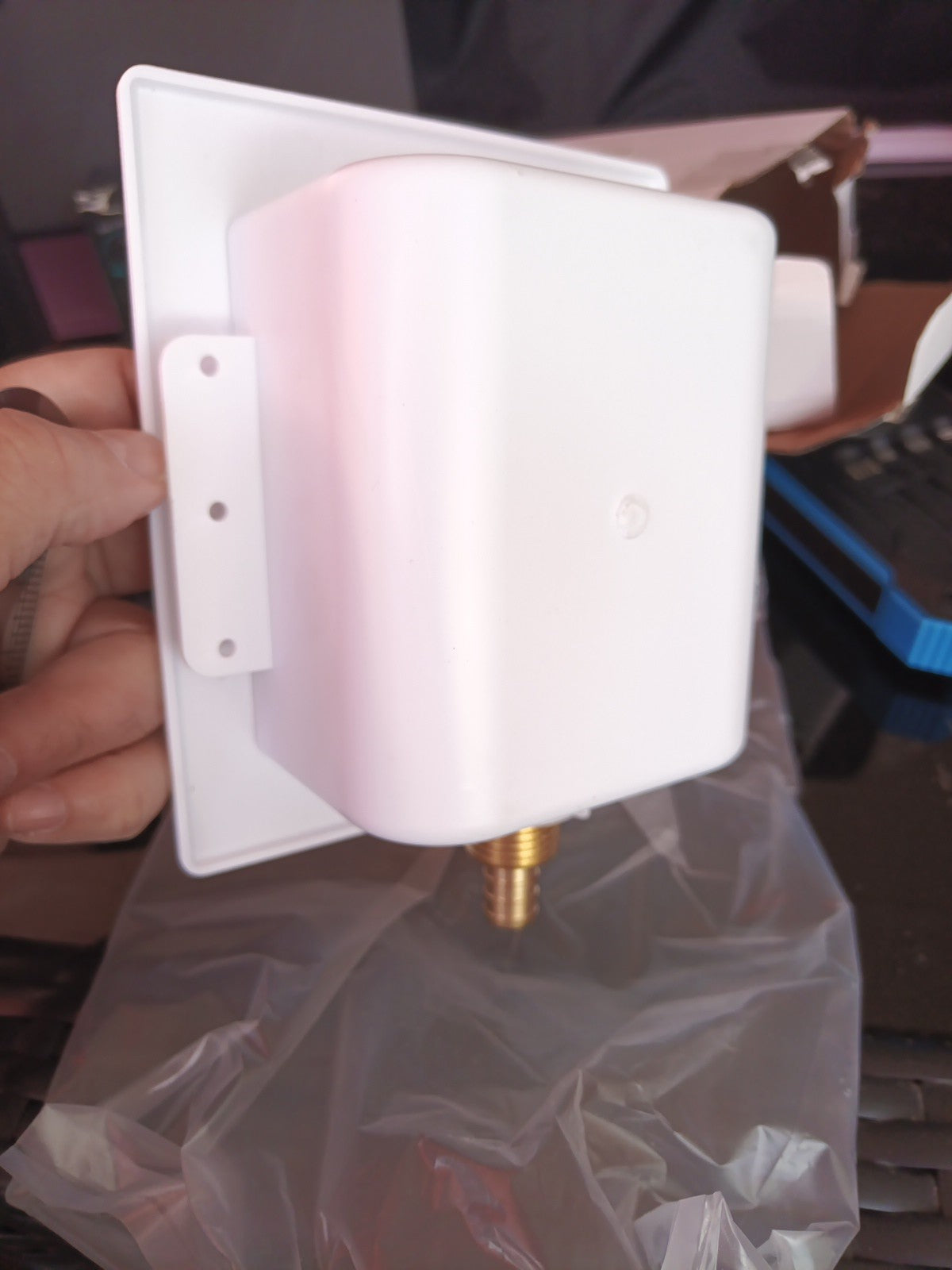  Universal Ice Maker Box,1/2-Inch Inlet with Installed 1/4 Regular Pex Crimp2