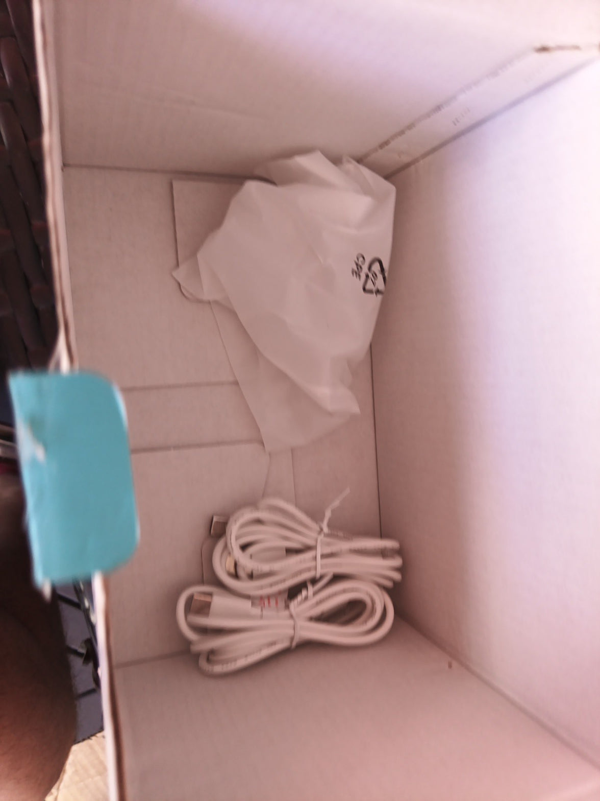 Paruu P10 Hands-Free Breast Pump Wearable Open Box New 1