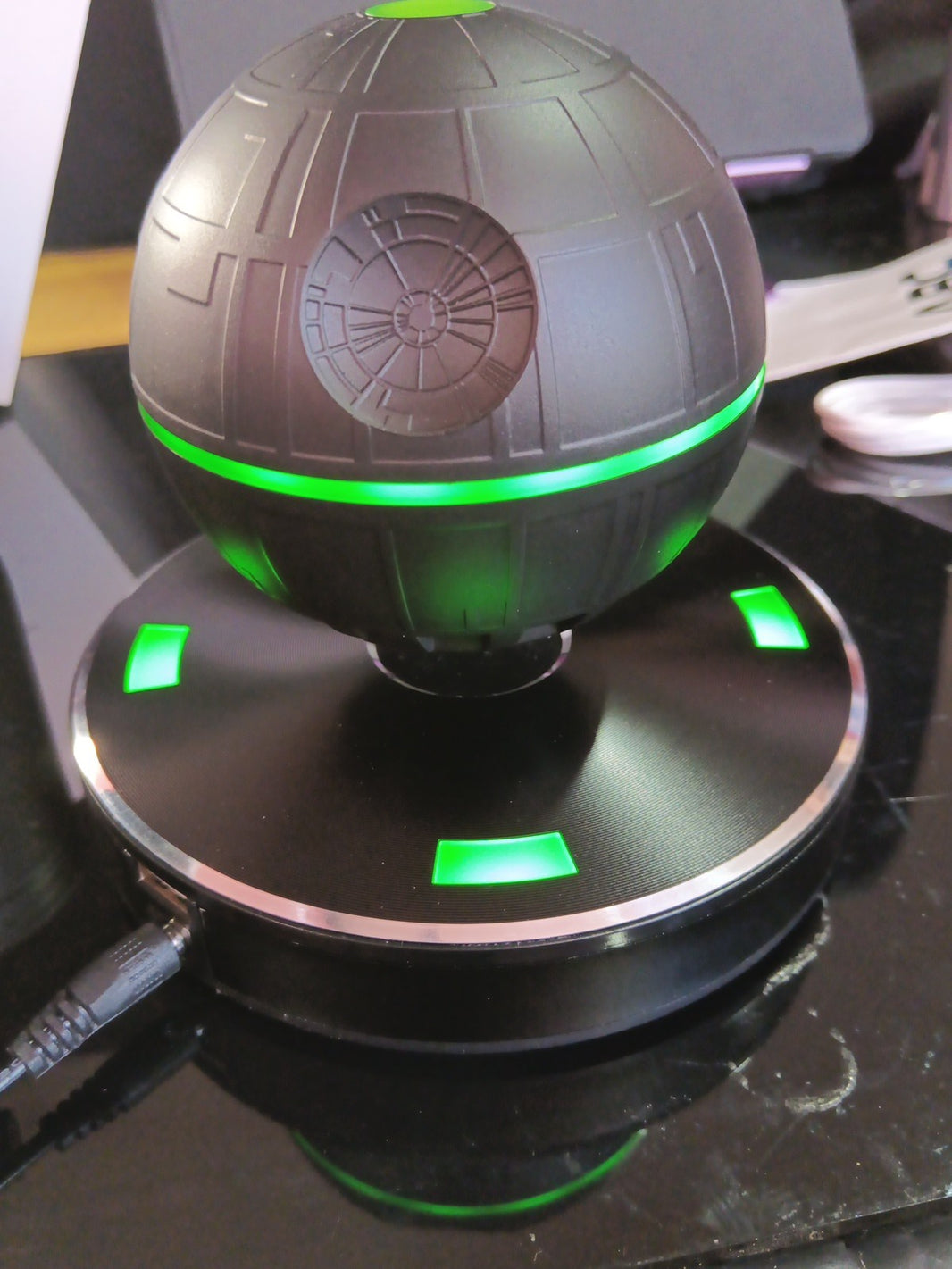 Arc Star Floating Speaker | Bluetooth and NFC | Smartphone Charger | 360° Sound0
